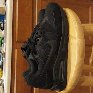 Nike Air Max Command 629993-020 Men's Black Low Top Casual Sneaker Shoes D029